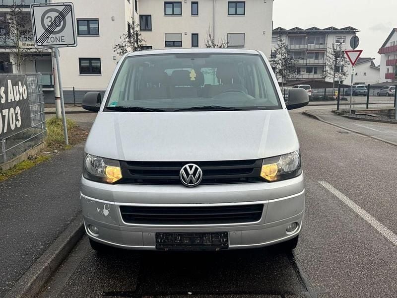 Gebraucht VW T5 102 PS (75 kW) 2010 Silber Van