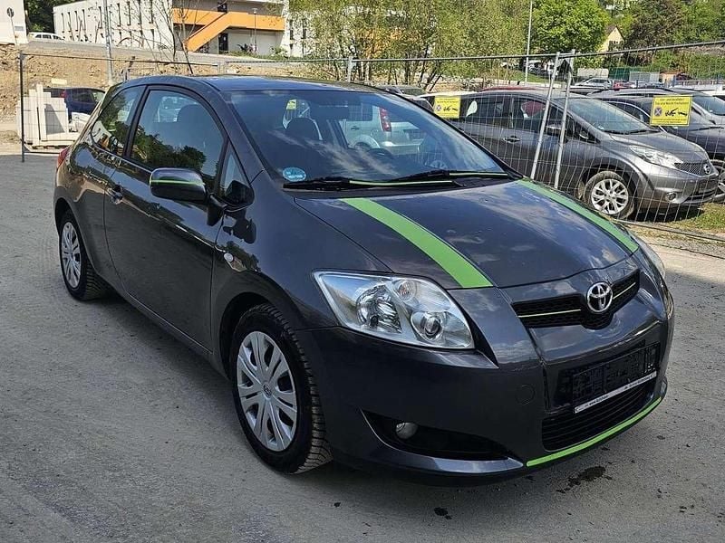 Gebraucht Toyota Auris Sol 124 PS (91 kW) 2009 Grey metallic Kleinwagen