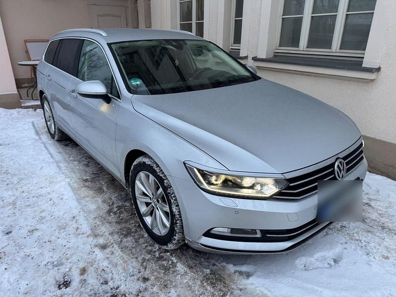 Gebraucht VW Passat Highline 150 PS (110 kW) 2018 Silber Kombi