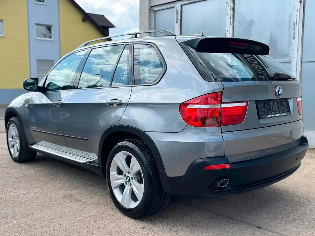 Gebraucht BMW X5 235 PS (172 kW) 2009 Grau SUV