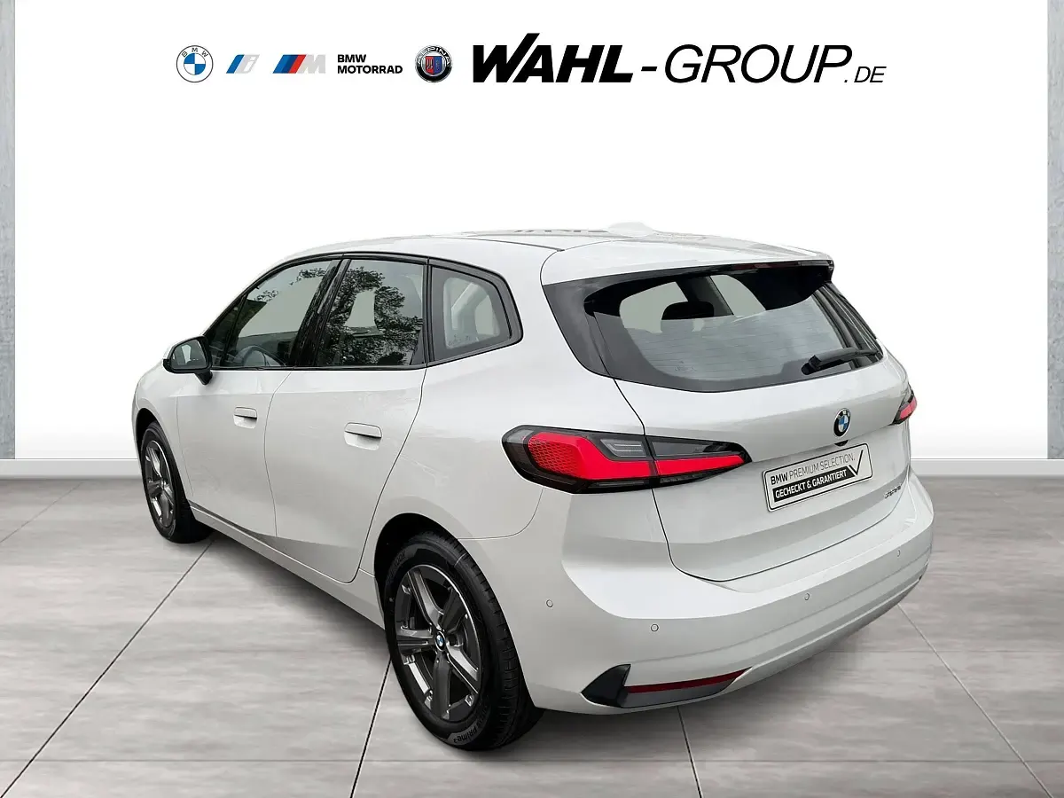 Gebraucht BMW 220 Active Tourer Performance 170 PS (125 kW) 2025 Weiß Van / Kleinbus