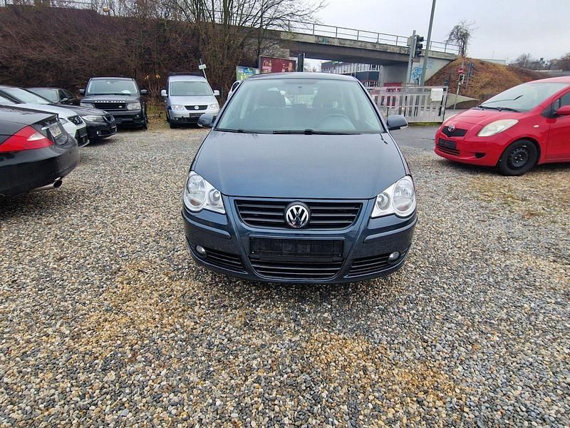 Gebraucht VW Polo Comfortline 60 PS (44 kW) 2009 Blau Limousine