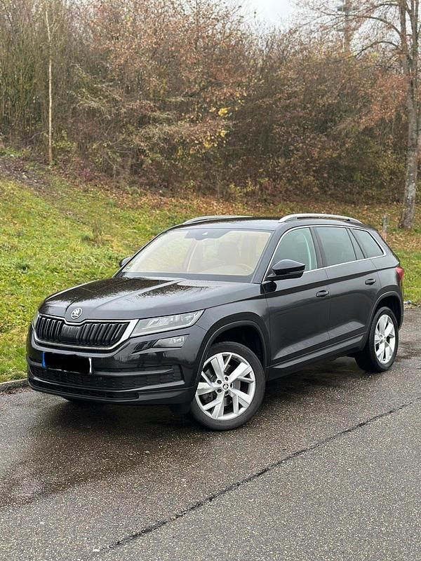Schwarz Gebraucht 2018 Skoda Kodiaq Style SUV | 29.950 € - Bild 1/4