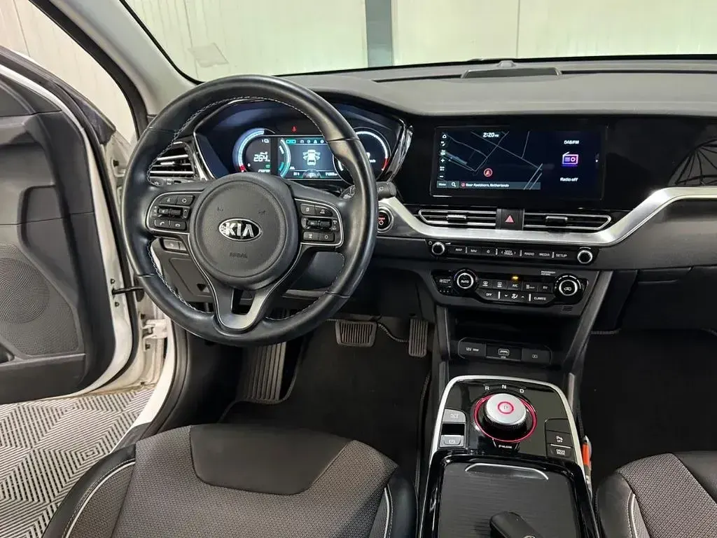 Gebraucht Kia e-Niro 100 kW (136 PS) 2021 Weiß SUV