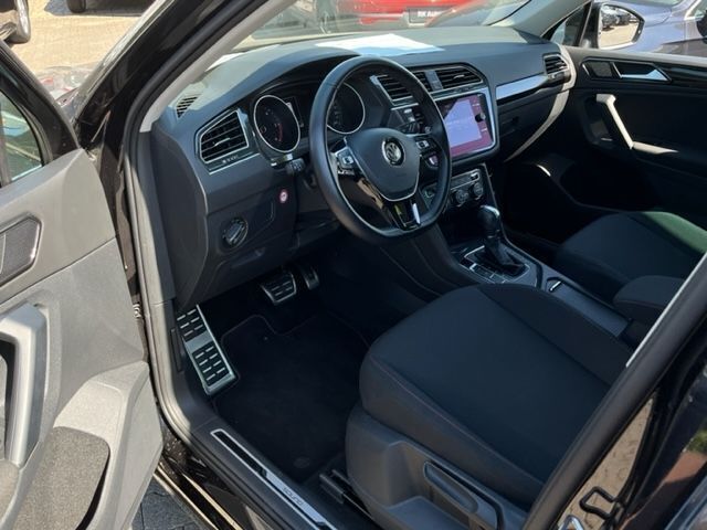 Gebraucht VW Tiguan Sound 150 PS (110 kW) 2017 Schwarz SUV