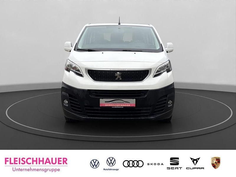 Gebraucht Peugeot Expert 116 PS (85 kW) 2017 Weiss Van