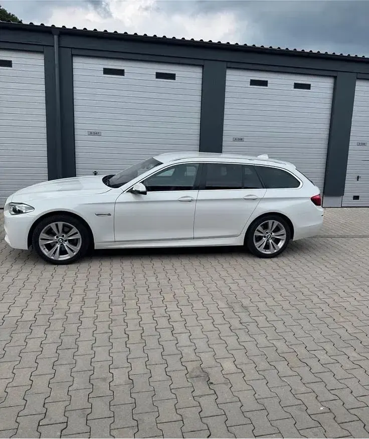 Gebraucht BMW 520 190 PS (139 kW) 2016 Weiß Kombi