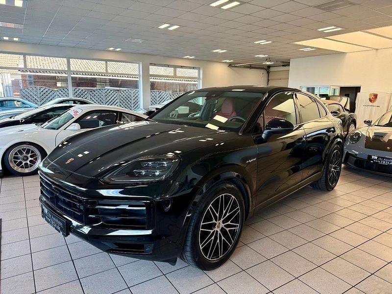 Gebraucht Porsche Cayenne Coupe 305 PS (224 kW) 2025 Chromitschwarzmetallic Coupé