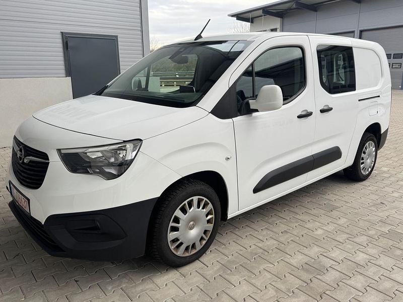 Gebraucht Opel Combo Edition 131 PS (96 kW) 2020 Weiß Van / Kleinbus