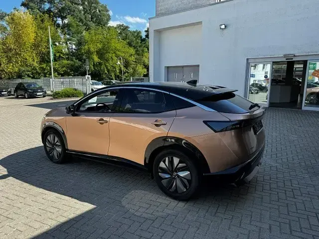 Gebraucht Nissan Ariya Evolve 160 kW (218 PS) 2023 Braun SUV