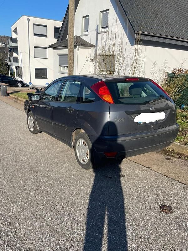 Second-hand Ford Focus 100 CP (73 kW) 2001 Hatchback