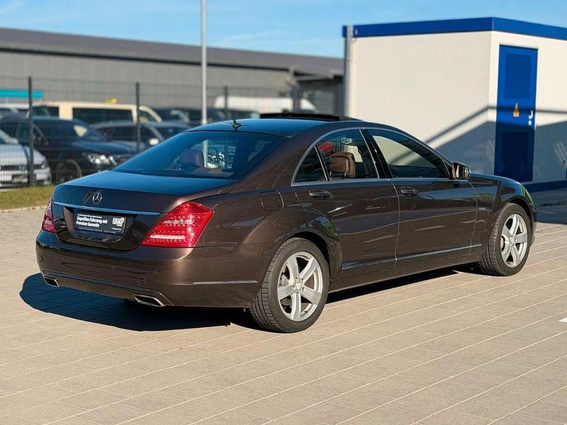 Gebraucht Mercedes S350 258 PS (189 kW) 2012 Braun Limousine