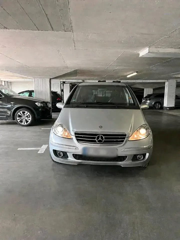 Gebraucht Mercedes A180 109 PS (80 kW) 2005 Silber Kleinwagen