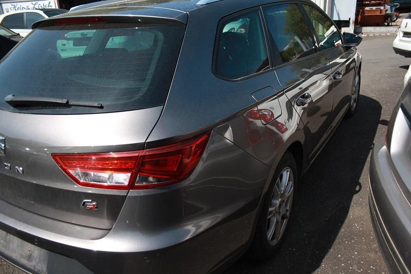 Second-hand Seat Leon FR 150 CP (110 kW) 2014 Auriu Break