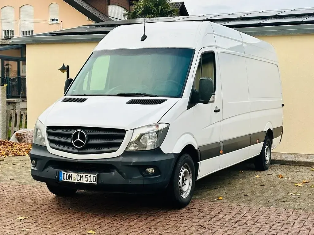 Używany Mercedes Sprinter 163 KM (119 kW) 2018 Biały Van