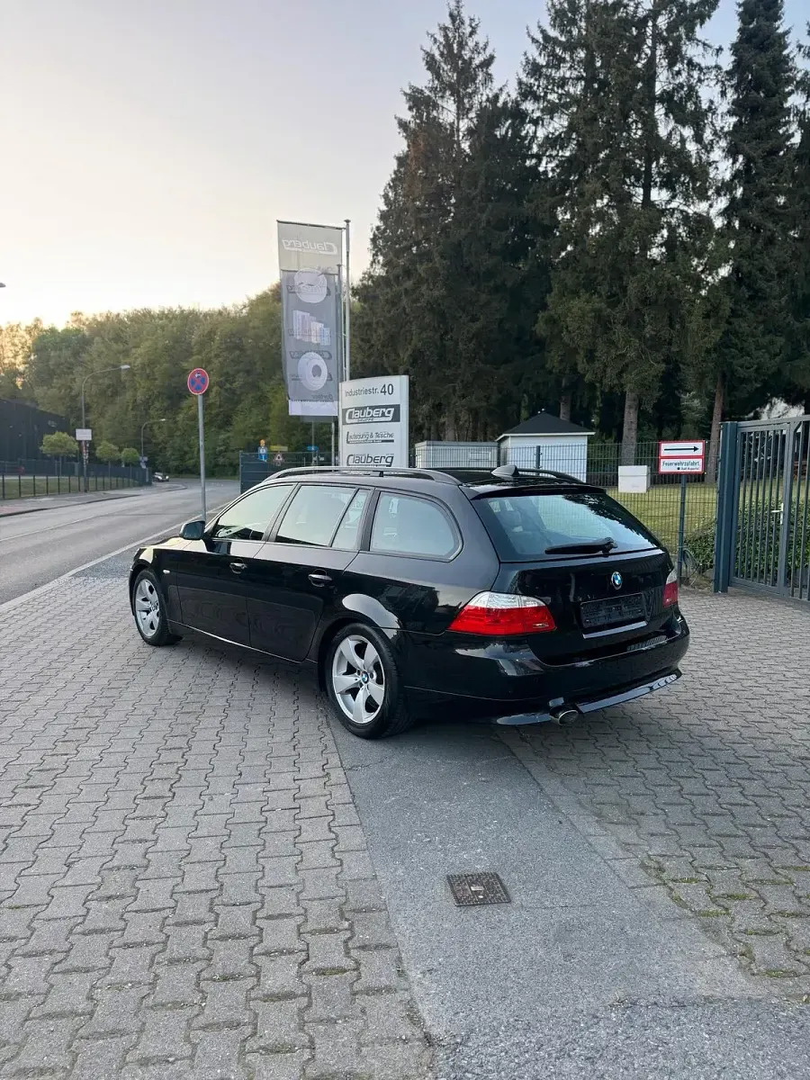 Second-hand BMW 520 176 CP (129 kW) 2010 Negru Break