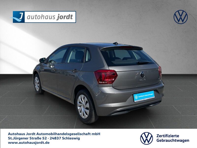 Gebraucht VW Polo Comfortline 95 PS (69 kW) 2021 Grau Kleinwagen