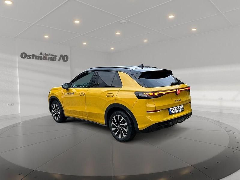 Gebraucht VW T-Roc 150 PS (110 kW) 2025 Gelb SUV