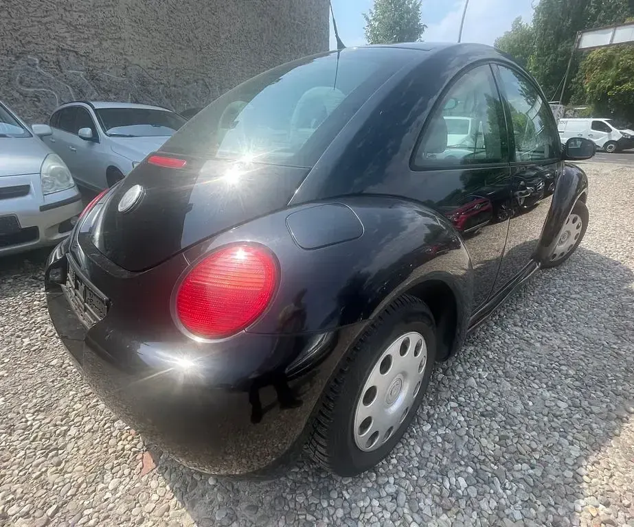 Gebraucht VW New Beetle 116 PS (85 kW) 2000 Schwarz Kleinwagen