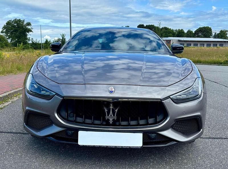 Gebraucht Maserati Ghibli 349 PS (256 kW) 2020 Grau Limousine