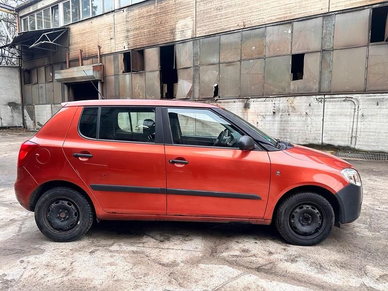 Gebraucht Skoda Fabia 69 PS (50 kW) 2009 Orange Kleinwagen