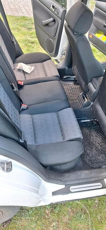 Second-hand VW Golf IV 80 CP (58 kW) 2006 Alb Break