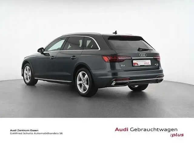 Gebraucht Audi A4 Advanced 204 PS (150 kW) 2021 Grau Kombi
