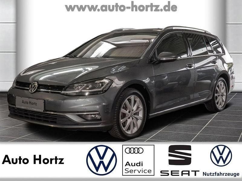 Indiumgrau Gebraucht 2019 VW Golf VII Highline Kombi | 18.990 € (Etwas zu teuer) - Bild 1/4