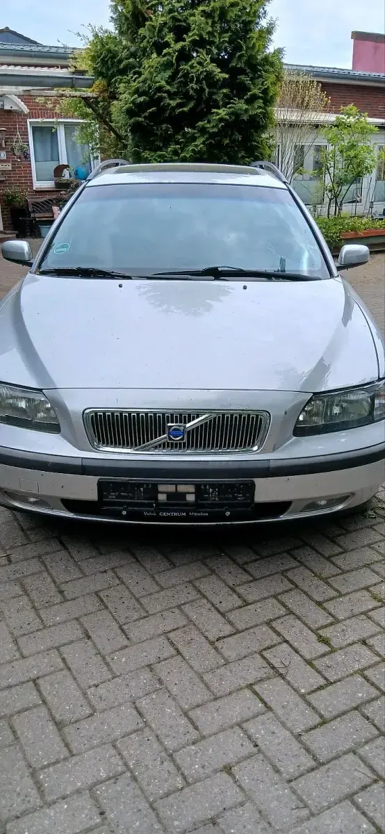 Gebraucht Volvo V70 163 PS (119 kW) 2005 Silber Kombi