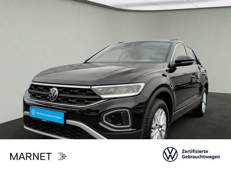 Deep black perleffekt Gebraucht 2024 VW T-Roc Life SUV | 21.190 € (Guter Preis) - Bild 1/3