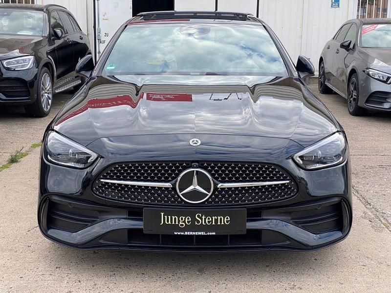 Gebraucht Mercedes C180 AMG 170 PS (125 kW) 2025 Schwarz Limousine