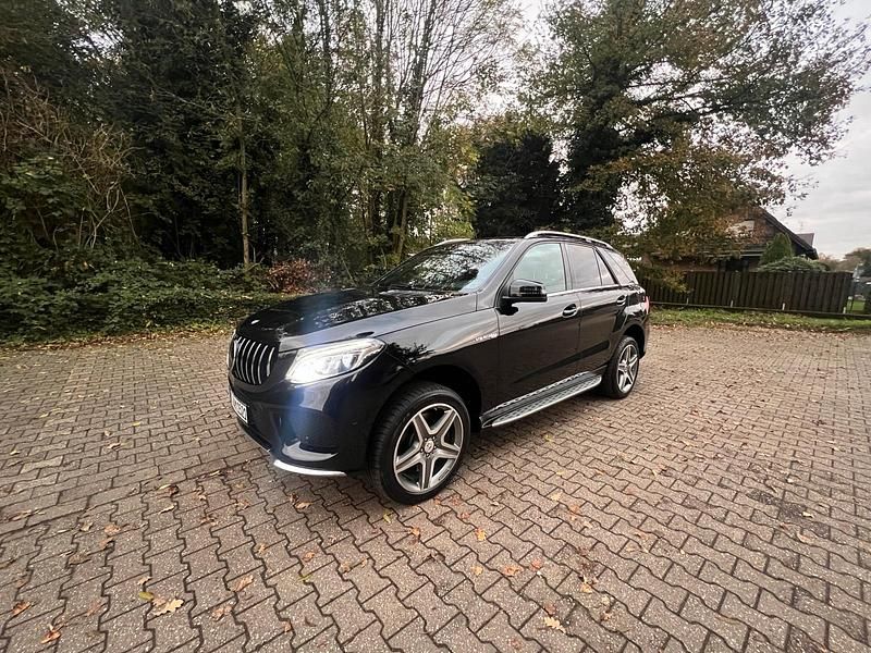 Gebraucht Mercedes GLE400 AMG line 333 PS (244 kW) 2015 Schwarz SUV