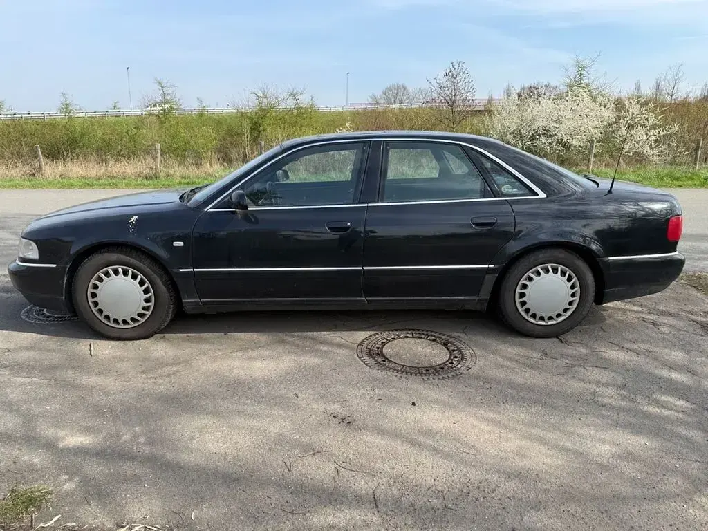 Usata Audi A8 260 CV (191 kW) 2002 Nero Berlina