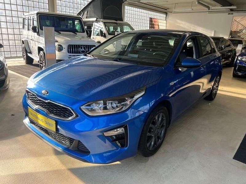Gebraucht Kia Ceed Vision 140 PS (102 kW) 2019 Blau Kleinwagen