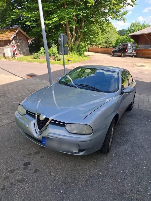 Silber Gebraucht 2003 Alfa Romeo 156 Limousine | 900 € - Bild 1/4