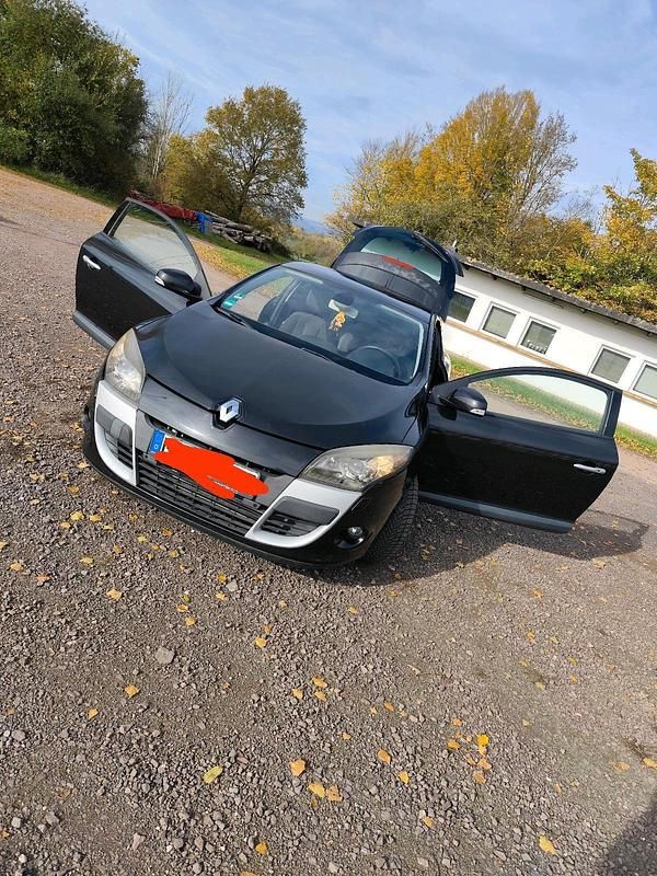 Schwarz Gebraucht 2009 Renault Mégane Coupé Dynamique Coupé | 4.500 € (Guter Preis) - Bild 1/4