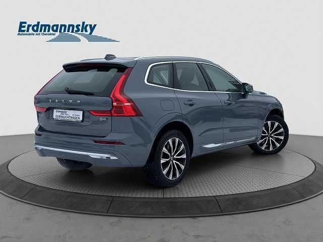 Gebraucht Volvo XC60 Plus 197 PS (144 kW) 2023 Thunder grey (grau) SUV
