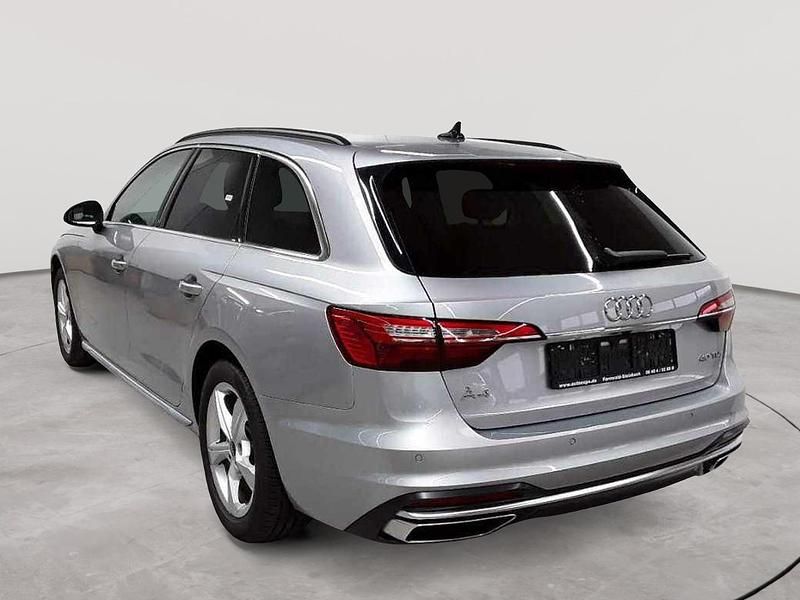 Gebraucht Audi A4 Advanced 204 PS (150 kW) 2024 Florettsilber metallic Kombi