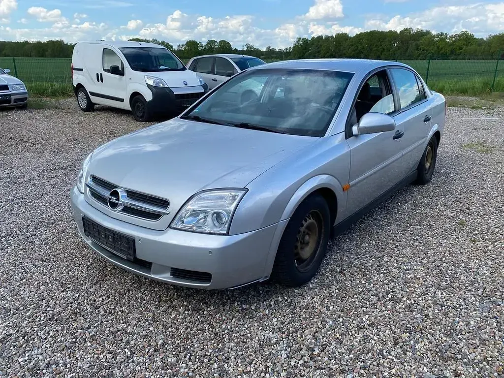 Gebraucht Opel Vectra 147 PS (108 kW) 2003 Silber Limousine