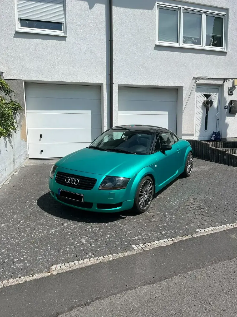 Używany Audi TT Basis 250 KM (183 kW) 2002 Zielony Coupe