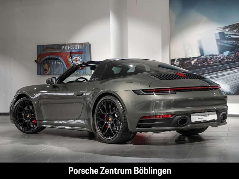 Gebraucht Porsche 992 450 PS (330 kW) 2024 Gruen Coupé