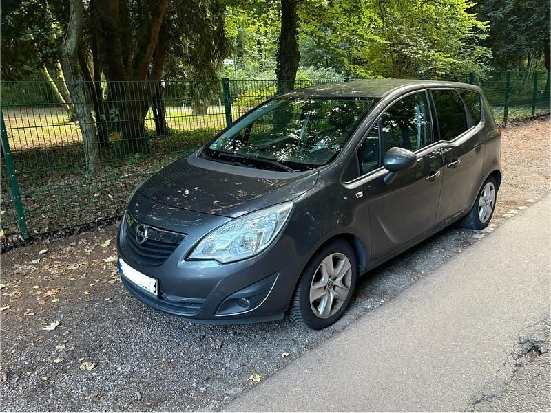 Gebraucht 2011 Opel Meriva Van / Kleinbus | 3.000 € (Fairer Preis) - Bild 1/4