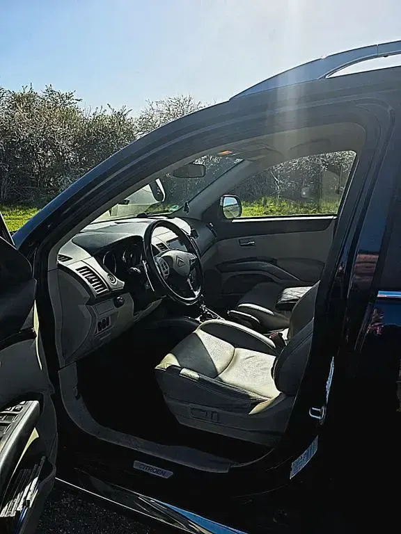 Gebraucht Citroën C-Crosser Exclusive 156 PS (114 kW) 2011 Blau SUV