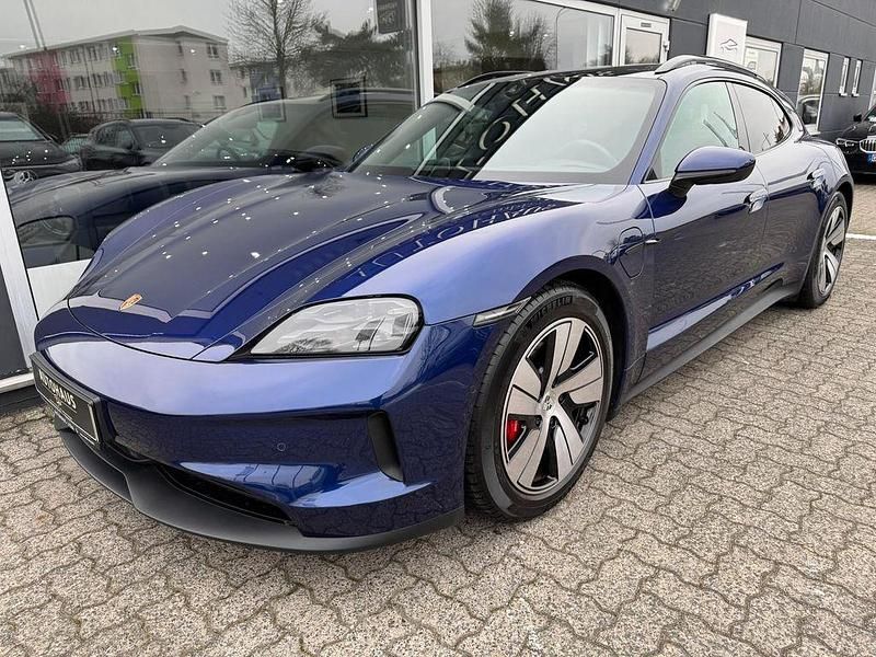 Gebraucht Porsche Taycan 4S 439 kW (598 PS) 2024 Blau Limousine