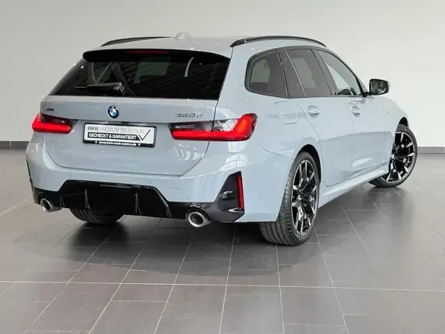 Gebraucht BMW 320 M Sport 190 PS (139 kW) 2025 Grau Kombi