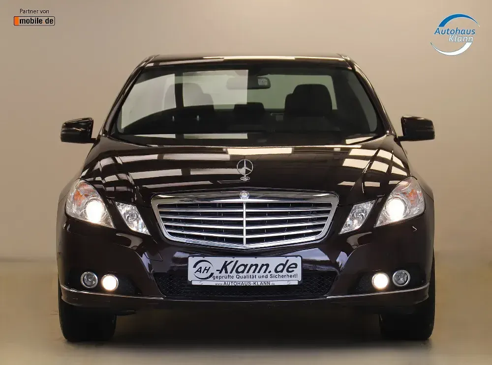 Gebraucht Mercedes E250 Elegance 204 PS (150 kW) 2009 Braun Limousine