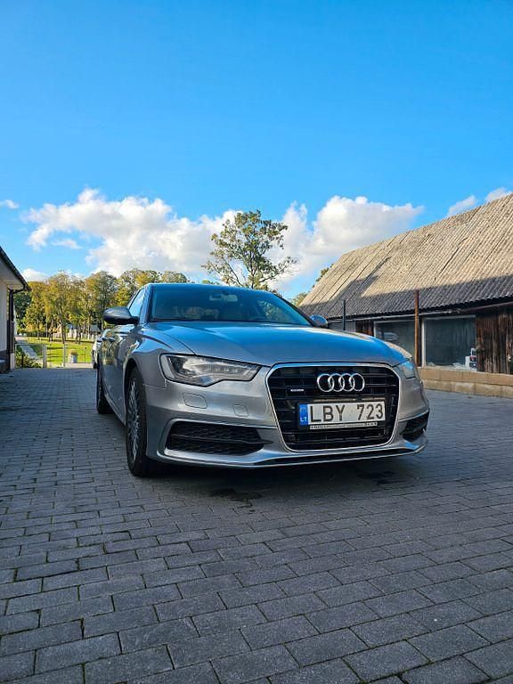 Grau Gebraucht 2012 Audi A6 Limousine | 15.100 € (Fairer Preis) - Bild 1/4