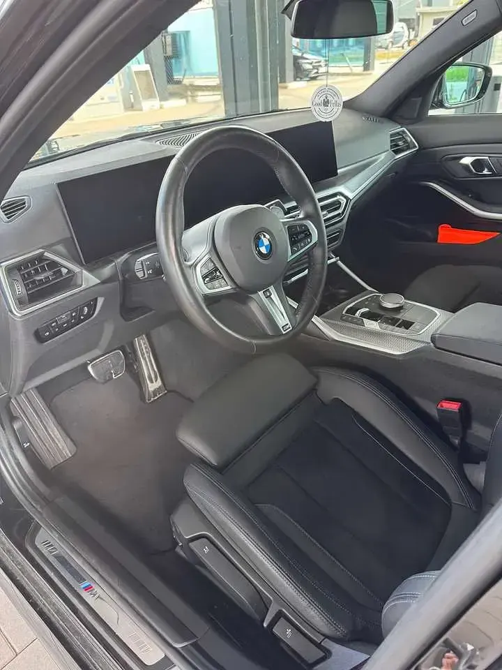Gebraucht BMW 330 Performance 245 PS (180 kW) 2024 Schwarz Limousine