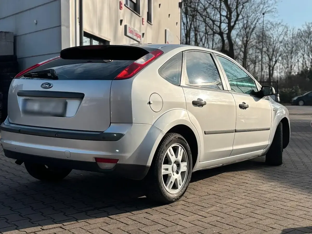 Second-hand Ford Focus 2006 Gri Hatchback