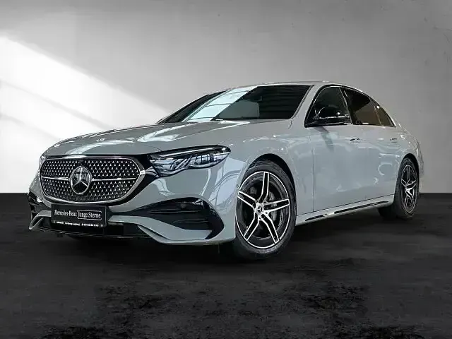 Gebraucht Mercedes E450 AMG line 367 PS (269 kW) 2025 Grau (manufaktur alpingrau uni) Limousine